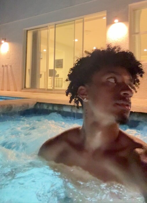 Rellgoesraw (@rellgoesraw), OnlyFans creator