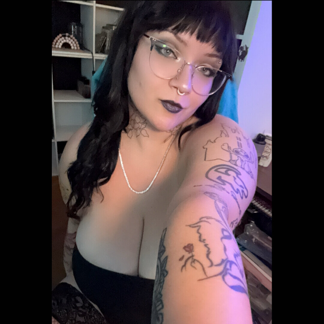 Remarkableryann (@remarkableryann), OnlyFans creator