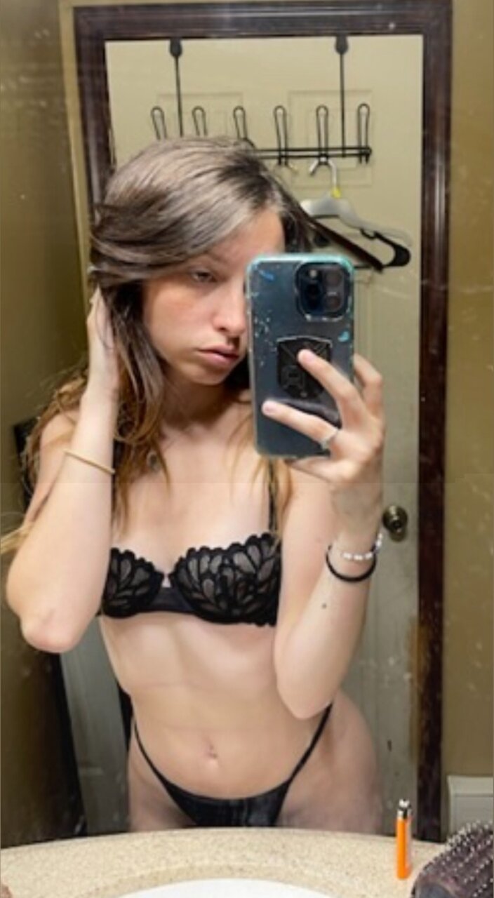 Rennae (@rennae), OnlyFans creator