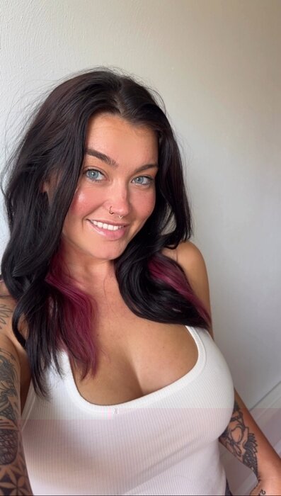 Rennraunchyteaser (@rennraunchyteaser), OnlyFans creator