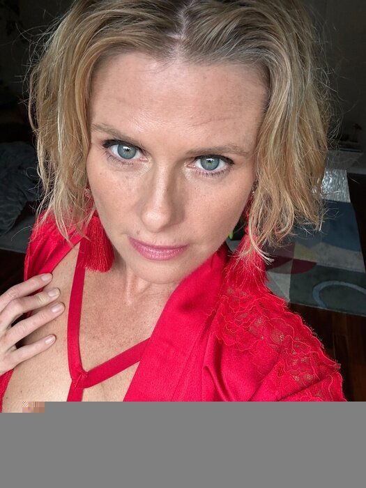 Reyalovenlighttv (@reyalovenlight.tv), OnlyFans creator