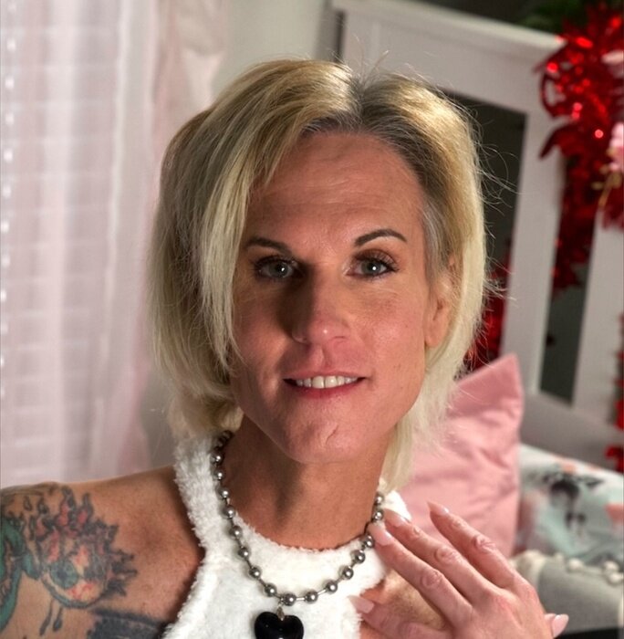 Riabentley (@ria_bentley), OnlyFans creator