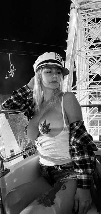 Rileylynn85 (@rileylynn85), OnlyFans creator