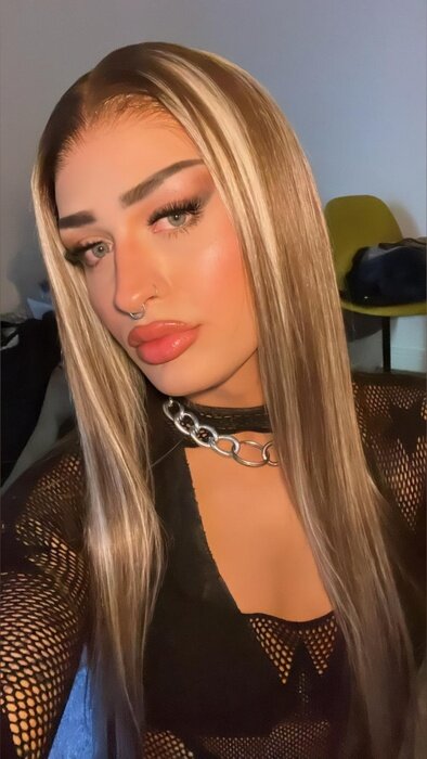 Ririalexis (@ririalexis), OnlyFans creator