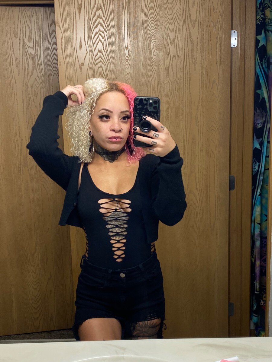 Rissybabyxx (@rissybabyxx), OnlyFans creator