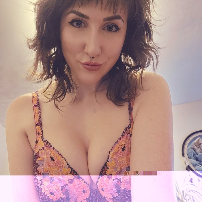 River (@riverrue), OnlyFans creator