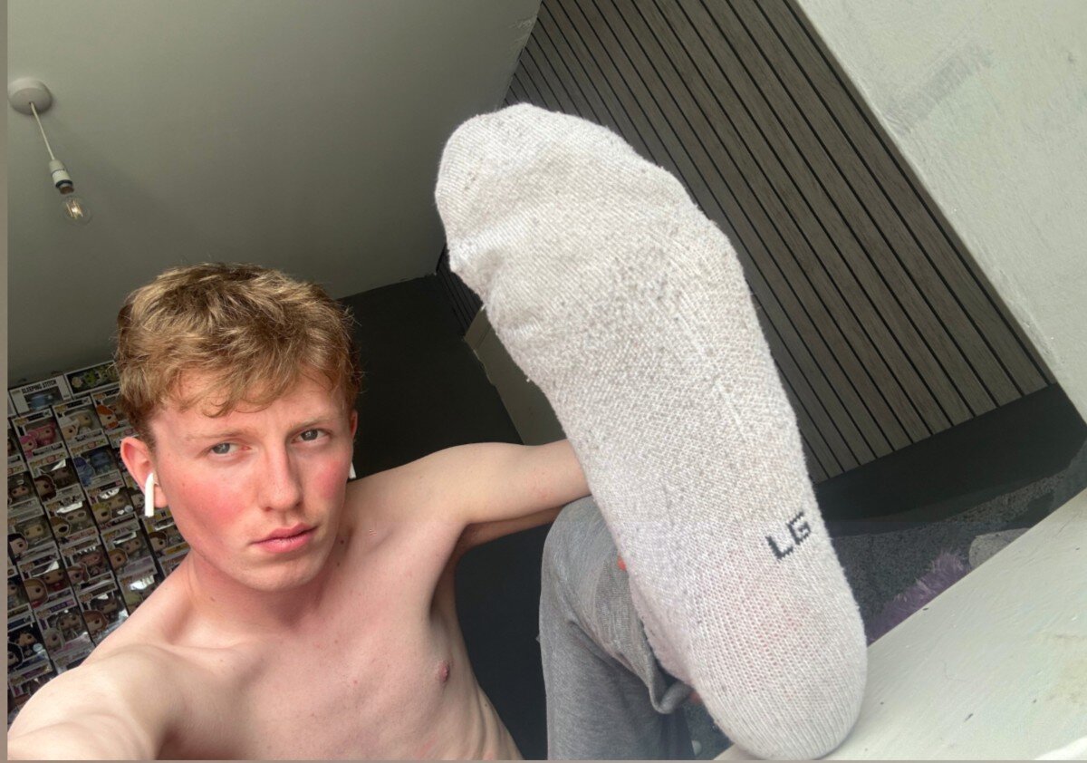 Roberttwinkfeet (@roberttwinkfeet), OnlyFans creator