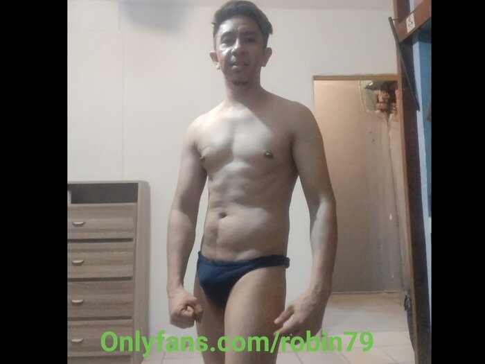 Robin79 (@robin79), OnlyFans creator