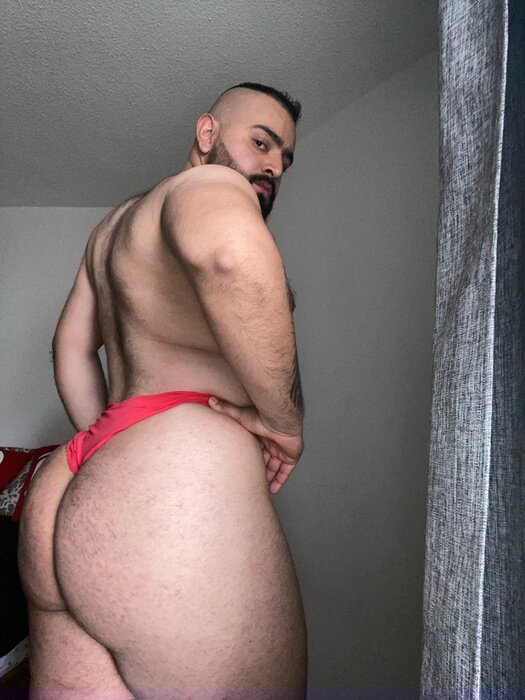 Robycop2702 (@robycop2702), OnlyFans creator