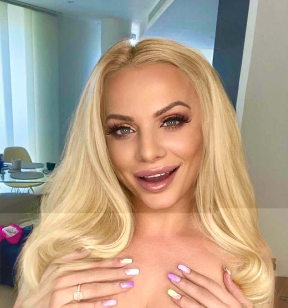 Elizabeth (@romanovelizabet), OnlyFans creator