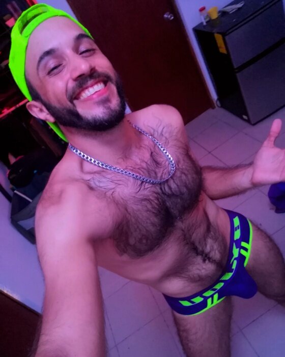 Ronorellana (@ronorellana), OnlyFans creator