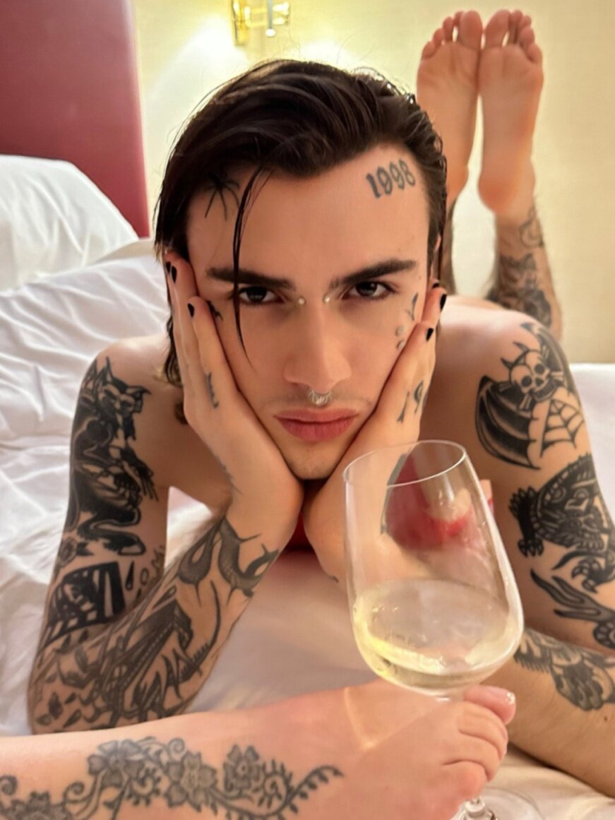 Rosachemical (@rosachemical), OnlyFans creator