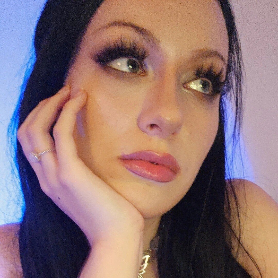 Rosaliefoxx (@rosaliefoxx), OnlyFans creator