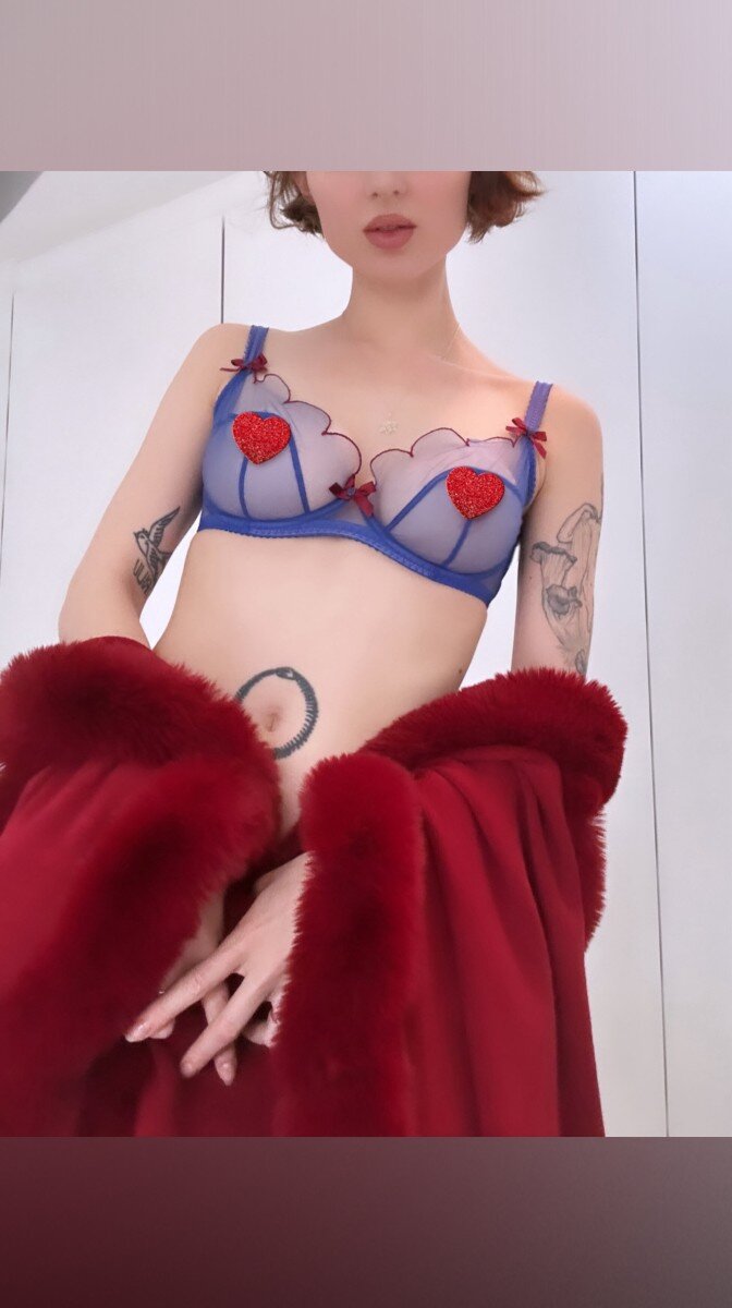 Rosalindstein (@rosalindstein), OnlyFans creator