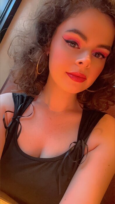 Roseannecas (@roseannecas), OnlyFans creator