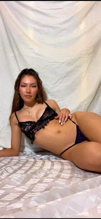 Rosemarygene (@rosemarygene), OnlyFans creator