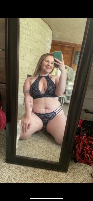 Rosequartz0069 (@rosequartz0069), OnlyFans creator