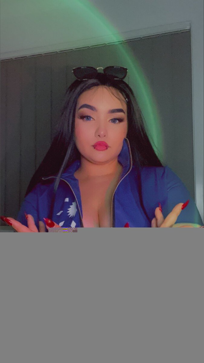 Rosequincos (@rosequincos), OnlyFans creator