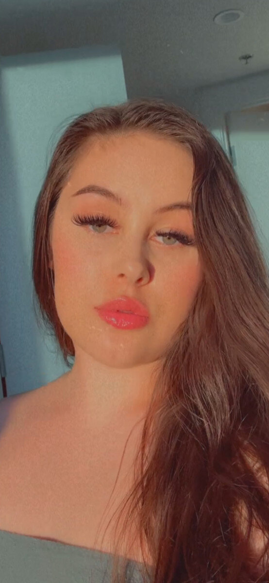 Rosiepeachie (@rosie.peachie), OnlyFans creator