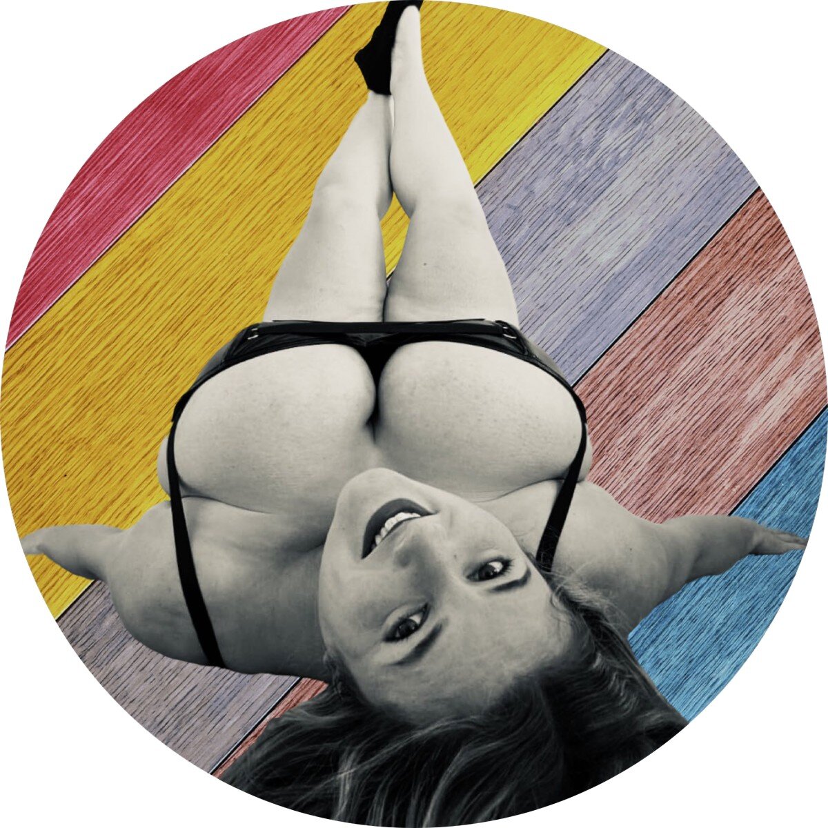 Rosiebigboobs (@rosiebigboobs), OnlyFans creator