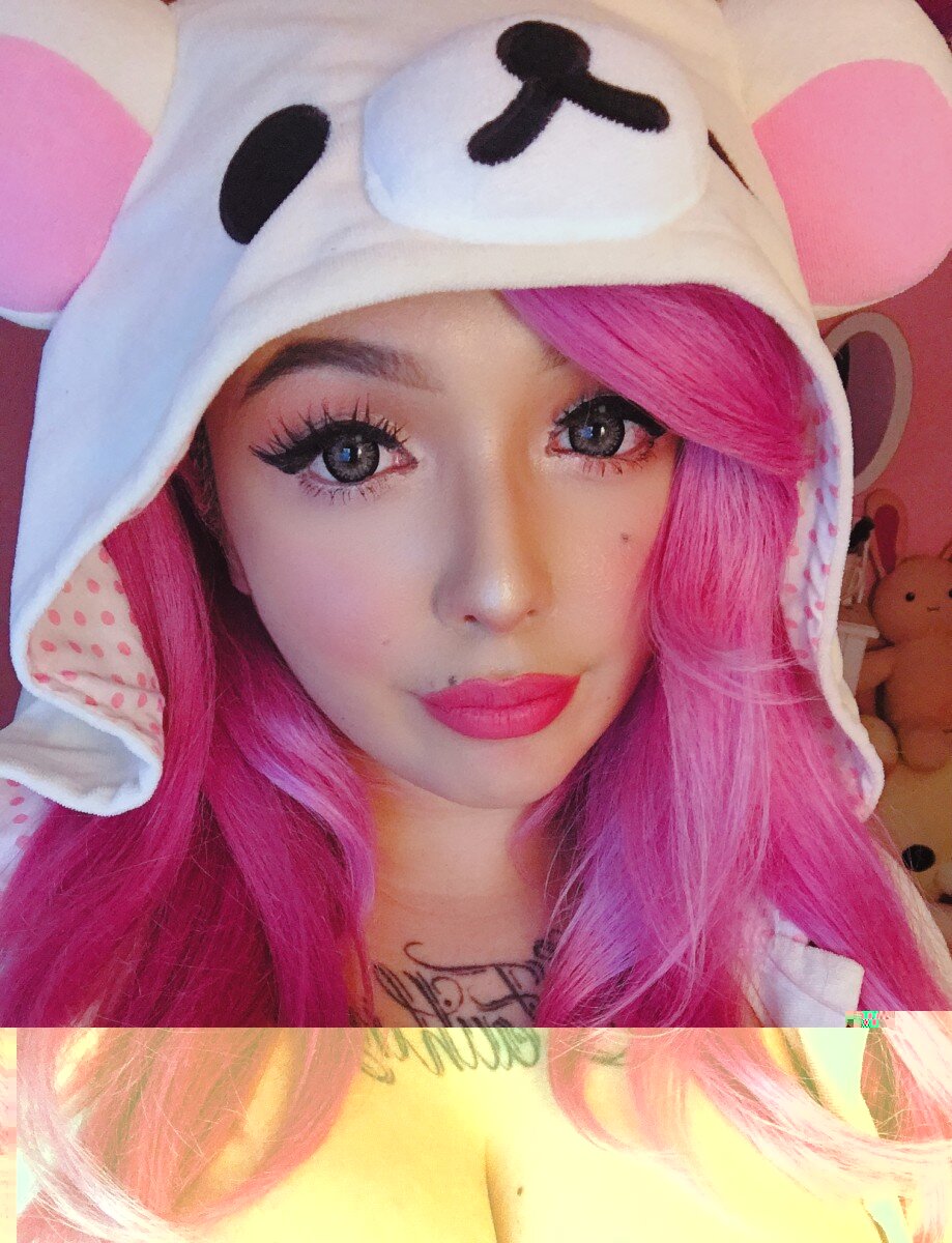 Rosiechaitea (@rosiechaitea), OnlyFans creator