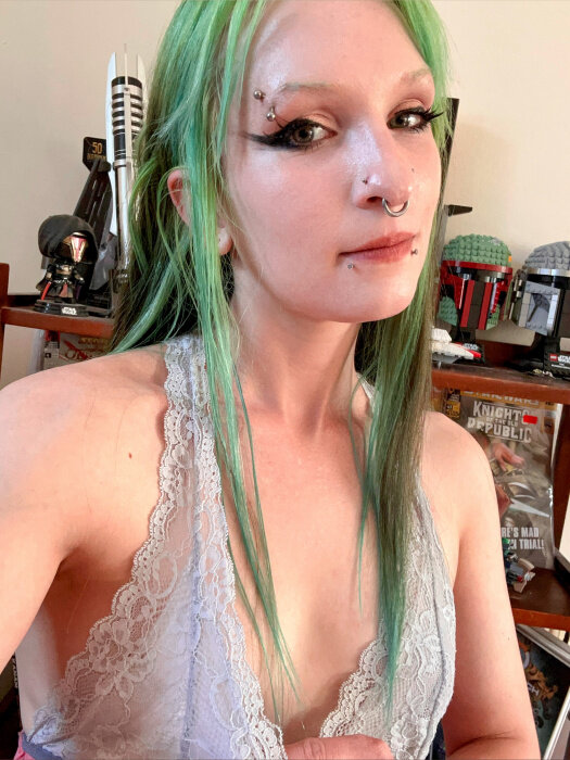 Rosybeetles (@rosybeetles), OnlyFans creator