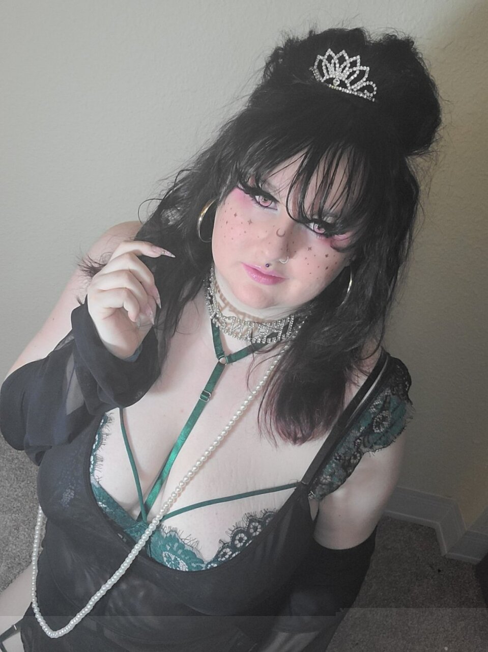 Roxxivalentine (@roxxivalentine), OnlyFans creator