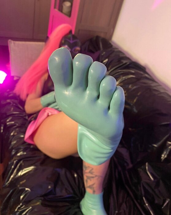 Rubbergirl