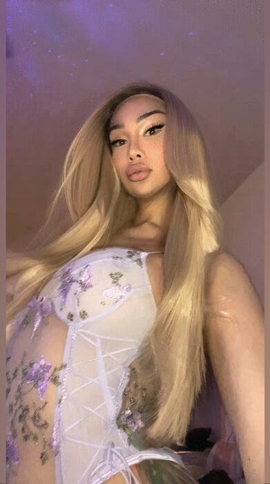Rubisayz (@rubisayz), OnlyFans creator