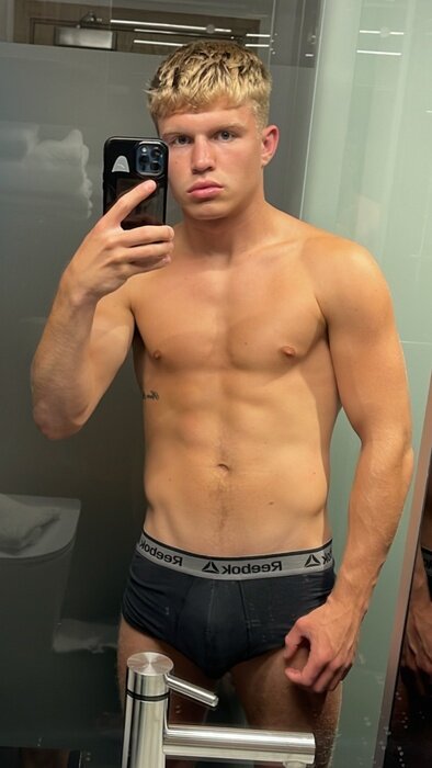 Russ3lljoe (@russ3lljoe), OnlyFans creator