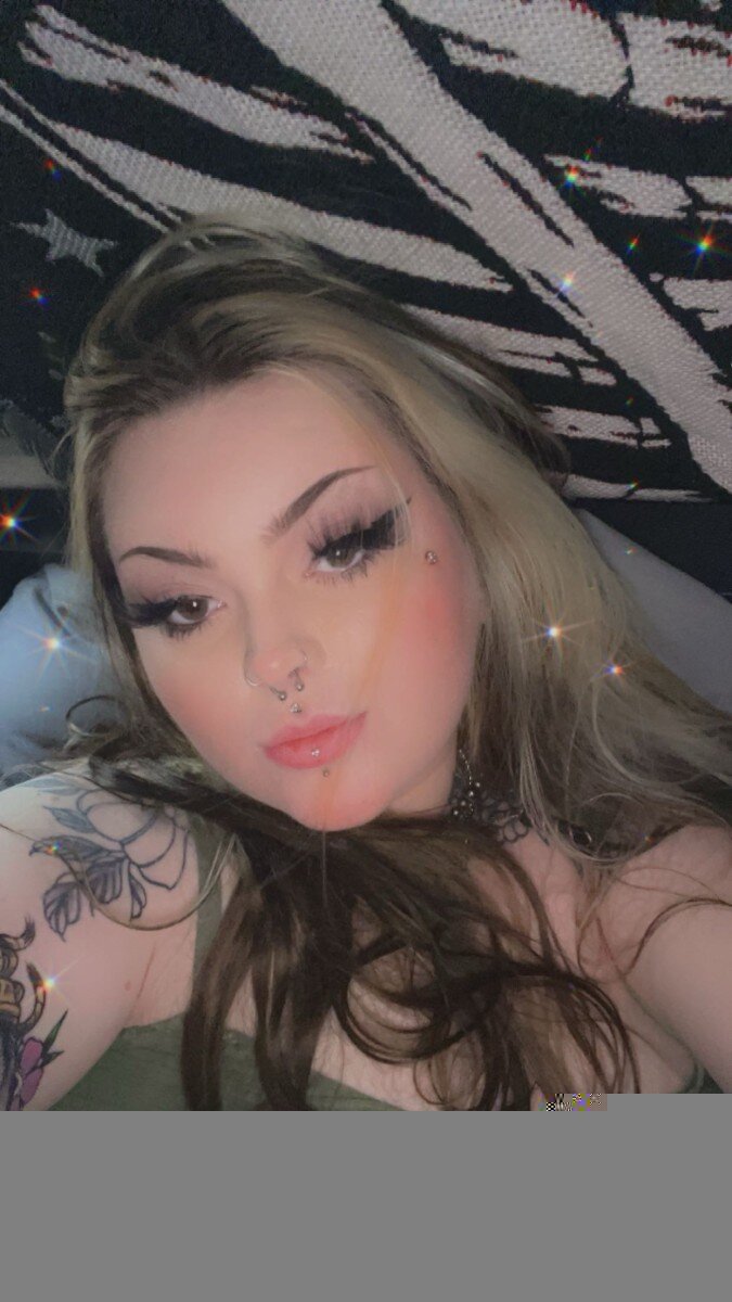 Rxttencherries (@rxttencherries), OnlyFans creator