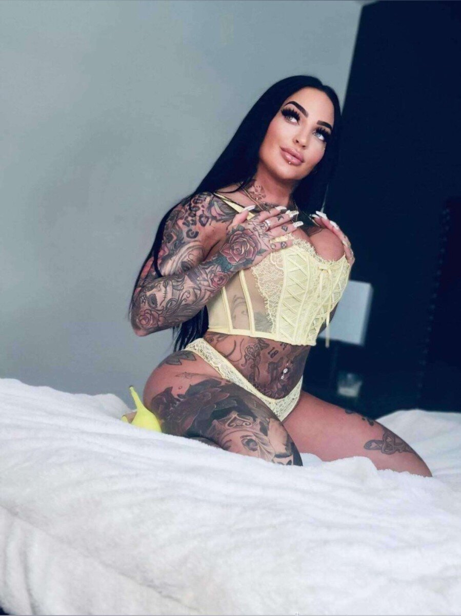 Sabrinalepage (@sabrinalepage), OnlyFans creator