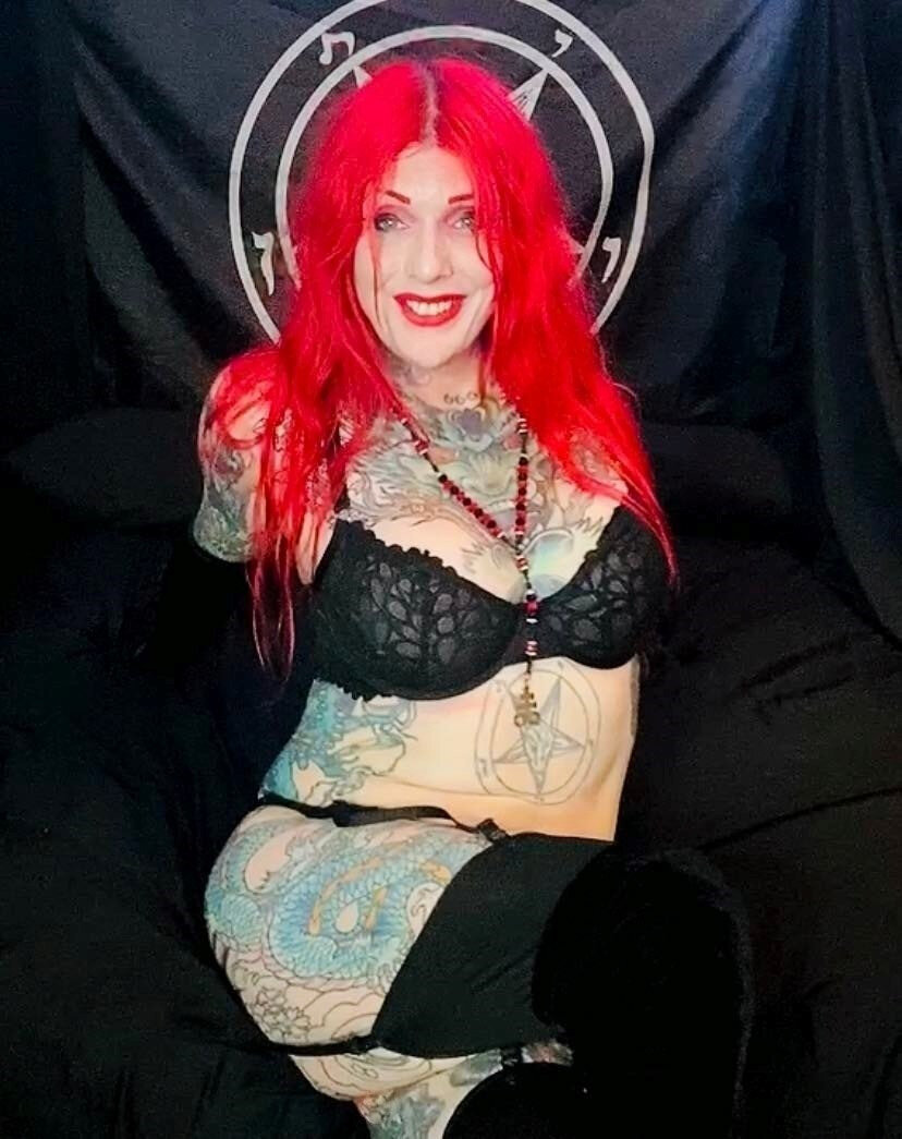 Sadiesatanas (@sadiesatanas), OnlyFans creator
