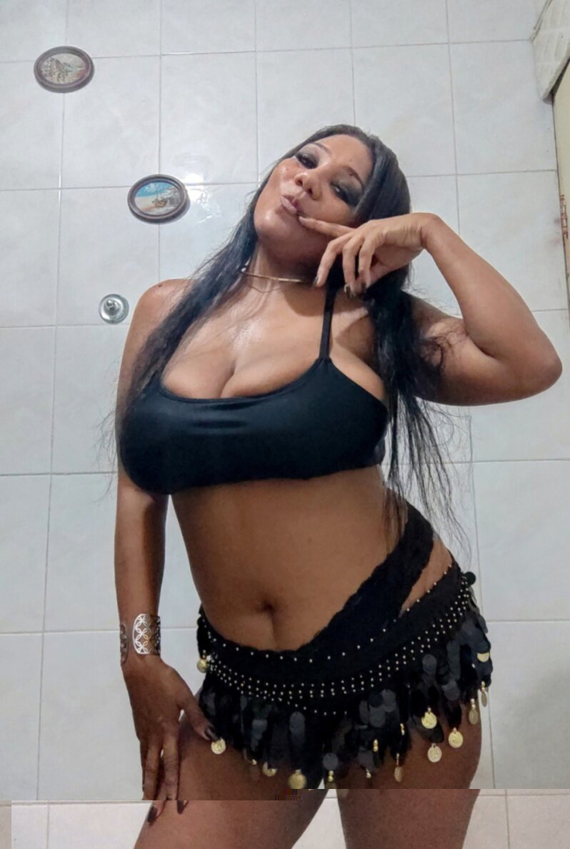 Safiraoneill (@safira_oneill), OnlyFans creator