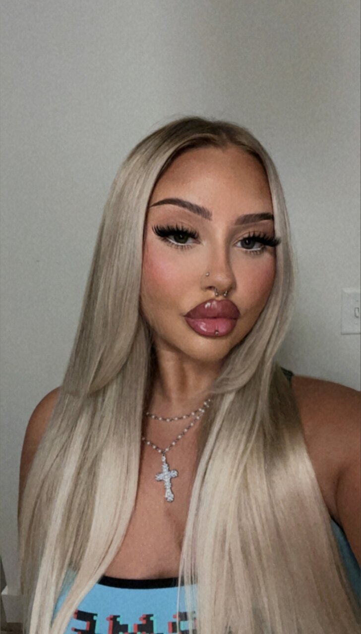 Sagedovinaxo (@sagedovinaxo), OnlyFans creator