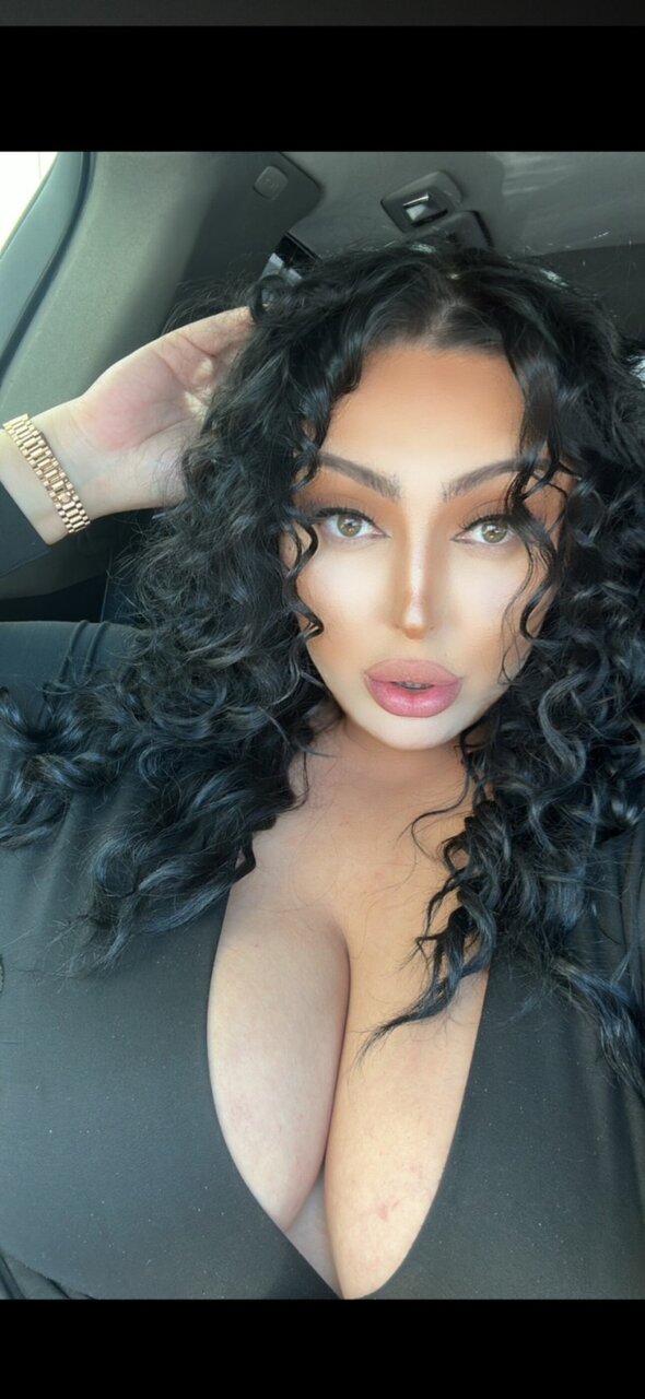 Saharmilani (@saharmilani), OnlyFans creator