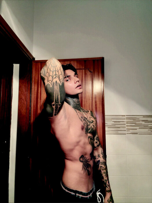 Saikilh (@saiki_lh), OnlyFans creator