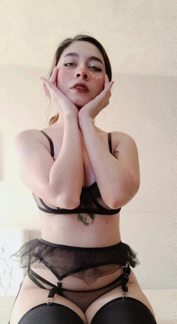 Sakuracakey (@sakuracakey), OnlyFans creator