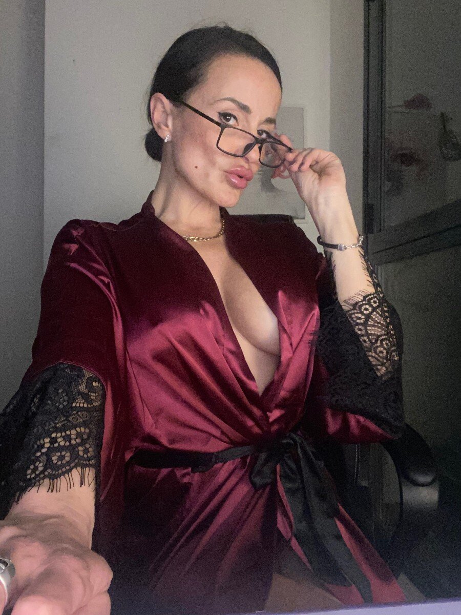 Samantasainz (@samantasainz), OnlyFans creator