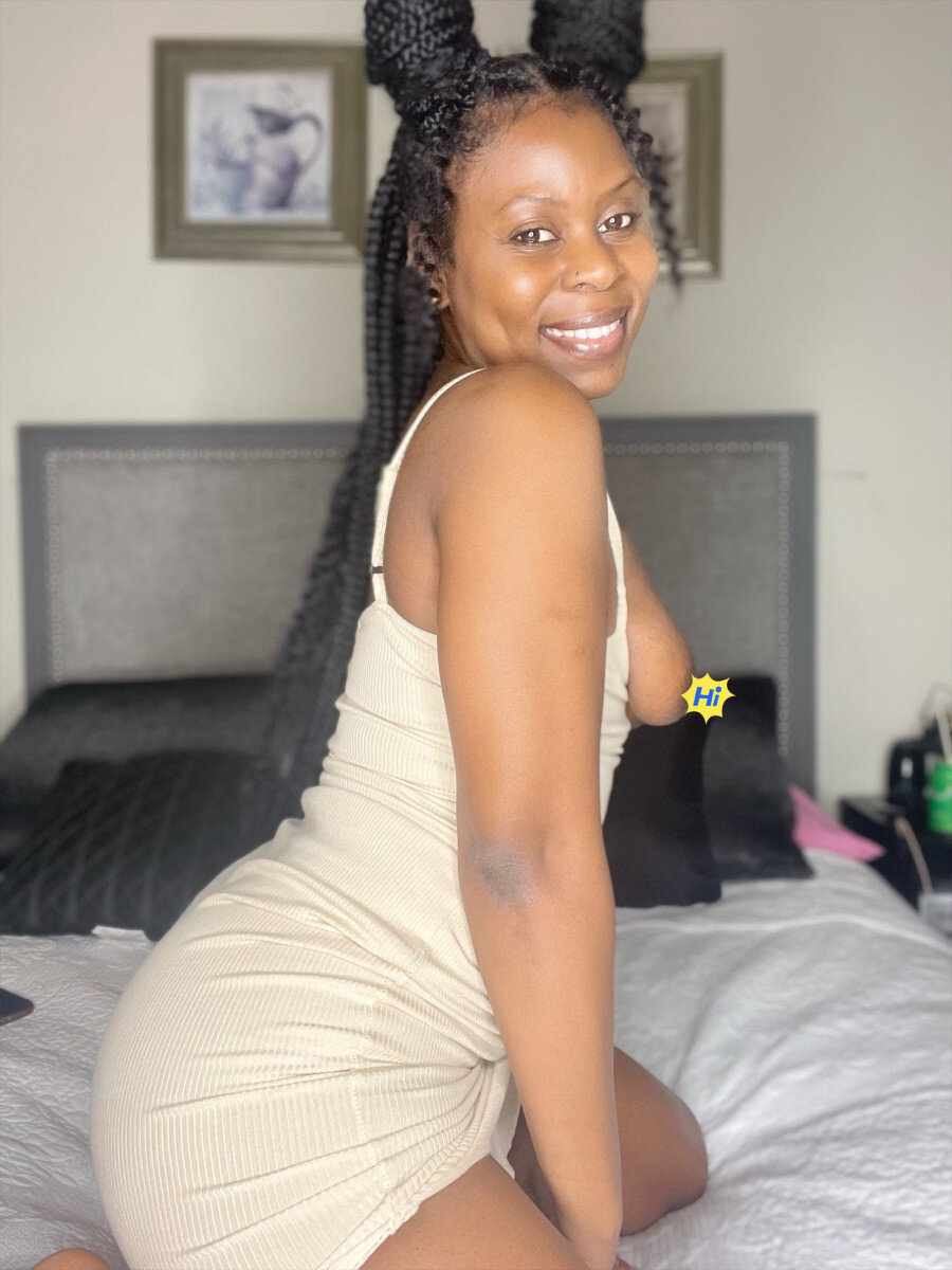 Samanthab300 (@samanthab300), OnlyFans creator
