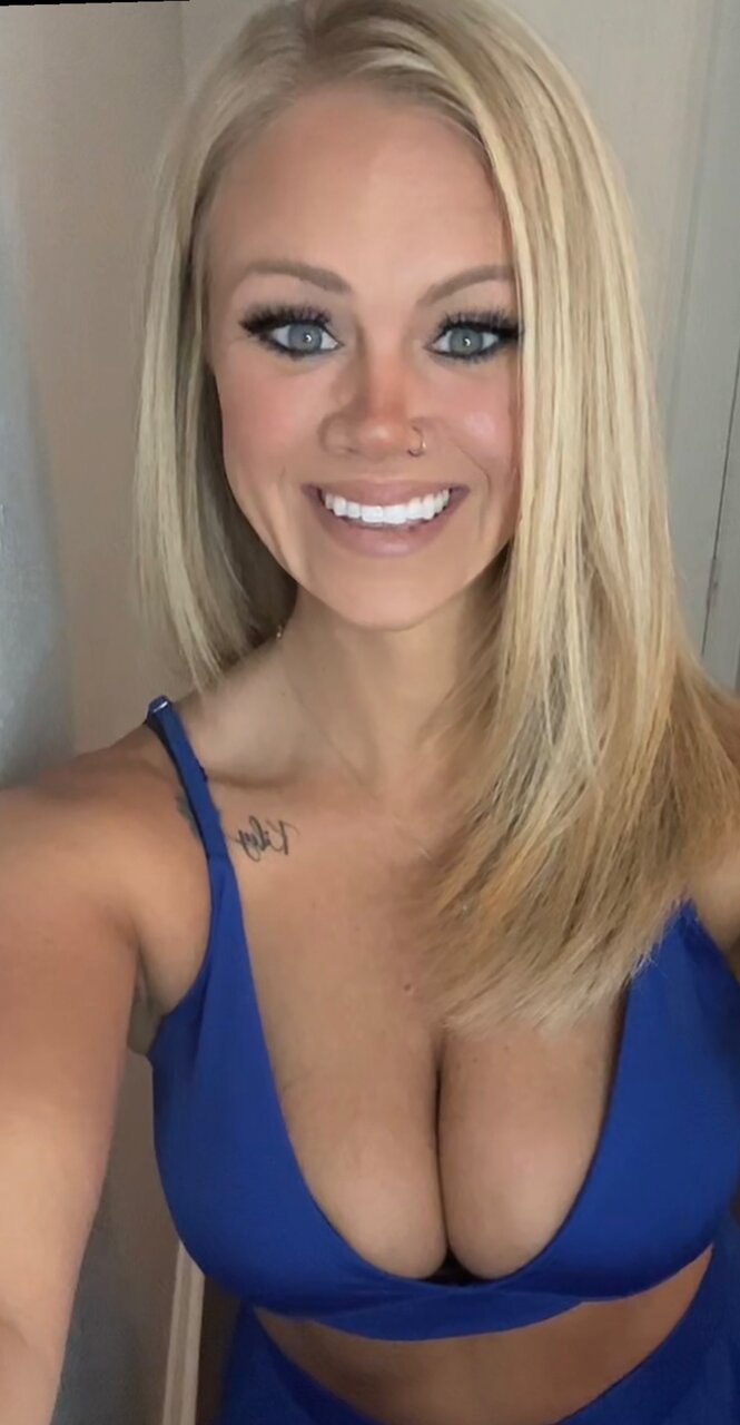 Samanthaonlyyy (@samanthaonlyyy), OnlyFans creator