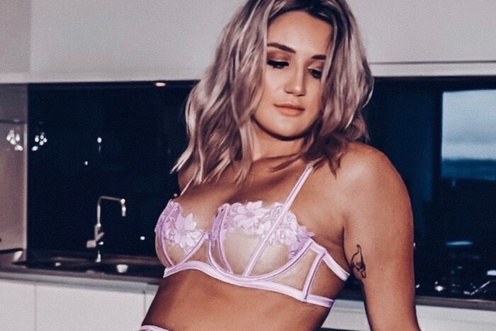 Sammylouisee11 (@sammylouisee11), OnlyFans creator