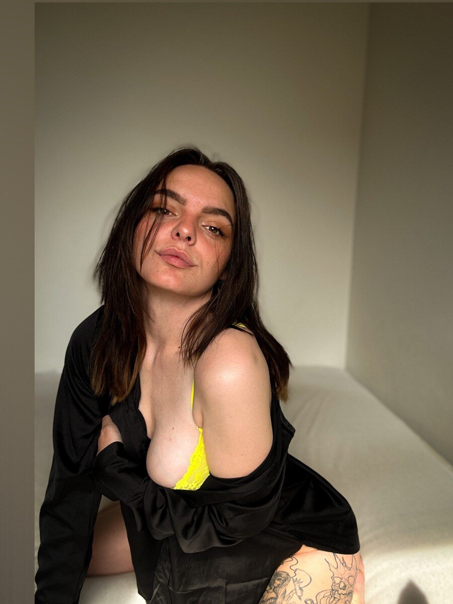 Samsixoxo (@samsixoxo), OnlyFans creator