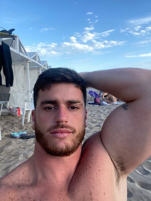 Santiagoelissalt2093 (@santiagoelissalt2093), OnlyFans creator