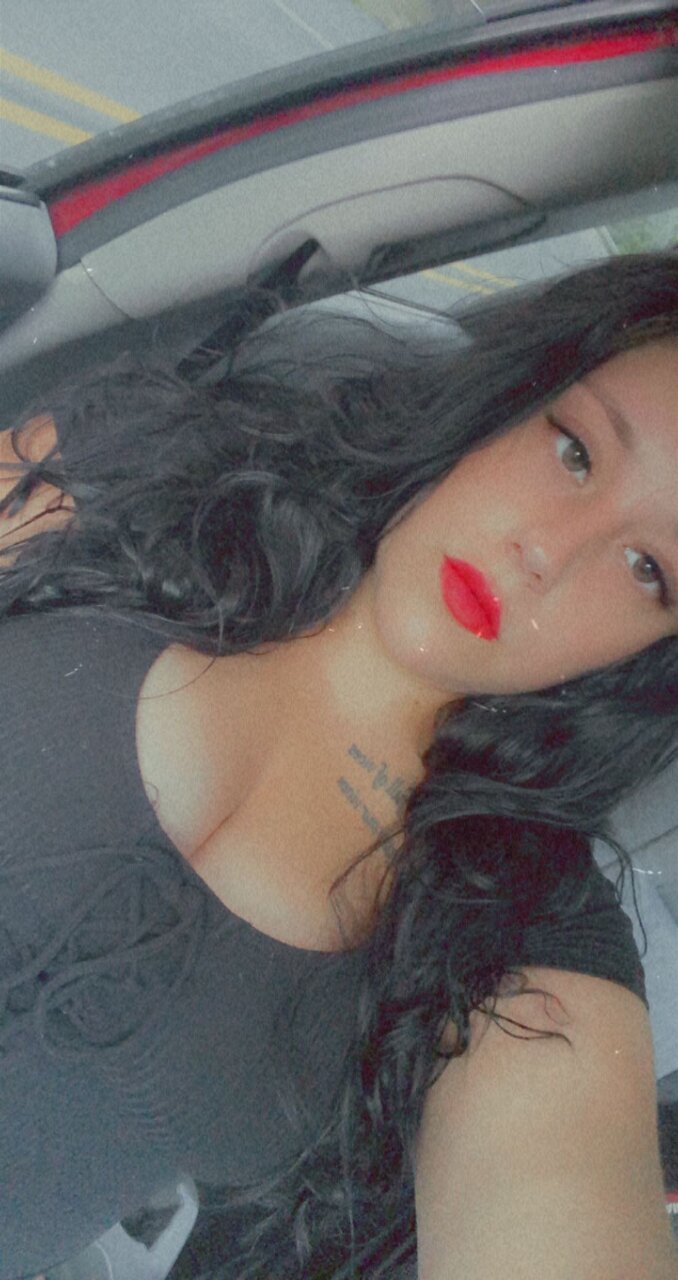 Sapphiregolden (@sapphiregolden), OnlyFans creator