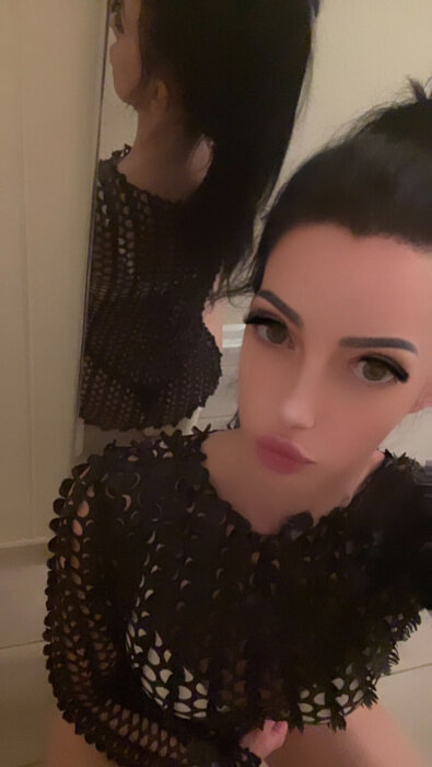 Saracasajay (@sara.casajay), OnlyFans creator