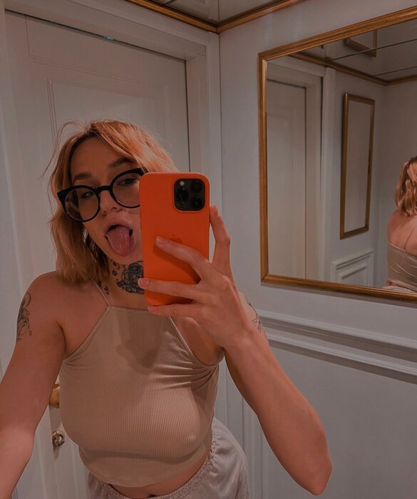 Sarahlust (@sarah.lust), OnlyFans creator