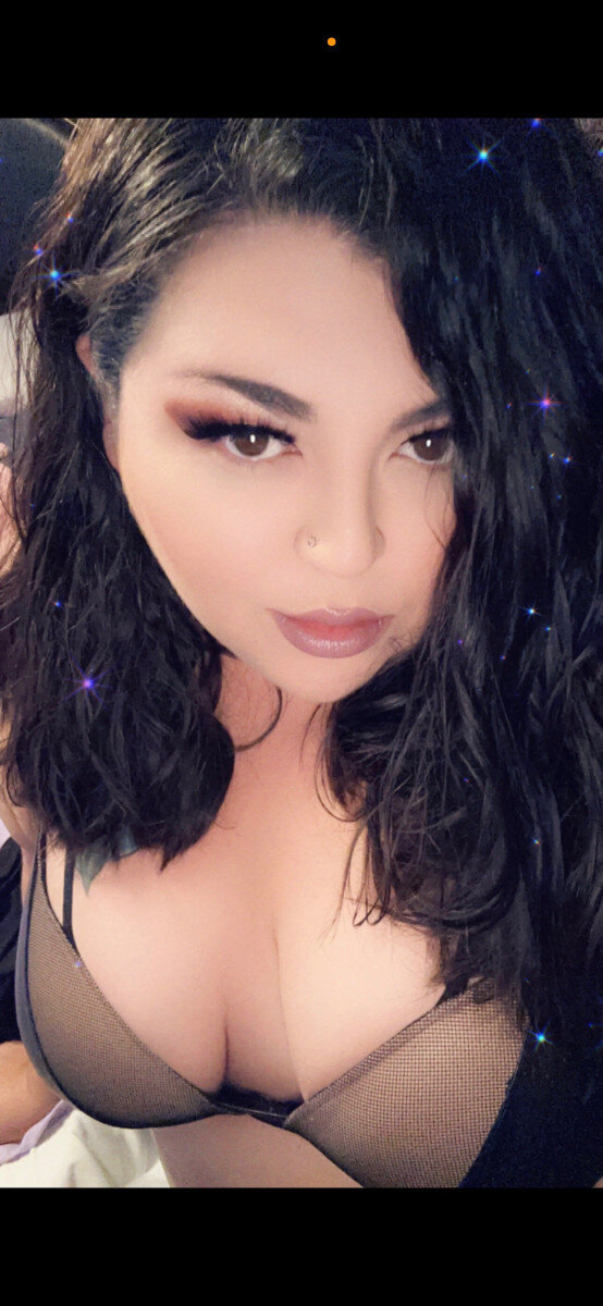 Sarahmeg918 (@sarahmeg918), OnlyFans creator