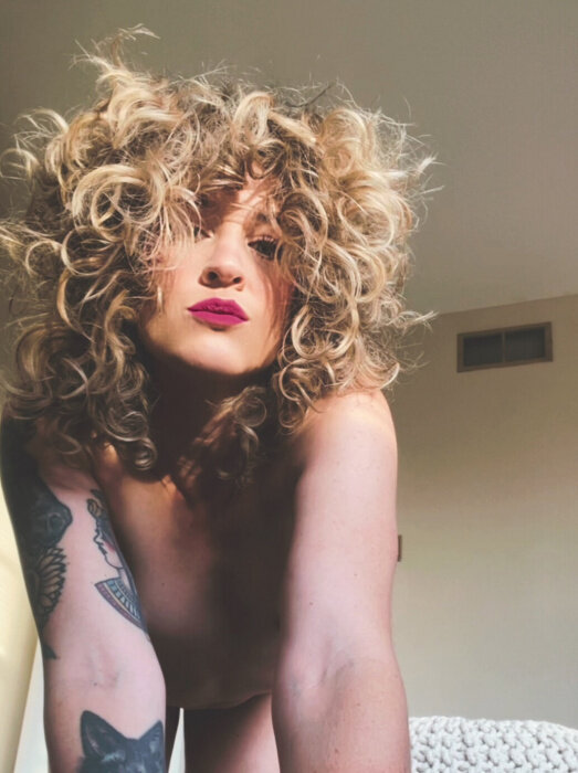 Sarahsinsxoxo (@sarahsins_xoxo), OnlyFans creator