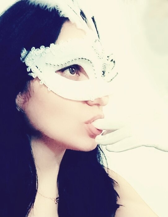 Sartresutra (@sartresutra), OnlyFans creator